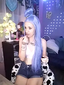 Purple2StayThnxx online show from 02-07-26, 08:44