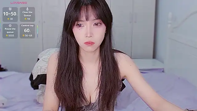 XiaoNana  online show from 09-18-25, 01:41