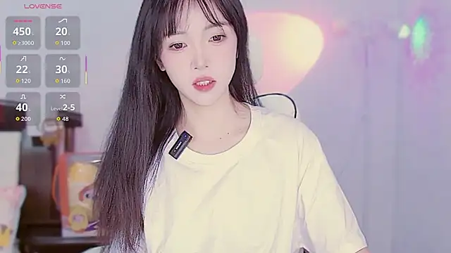 XiaoNana  online show from 12-22-25, 02:01