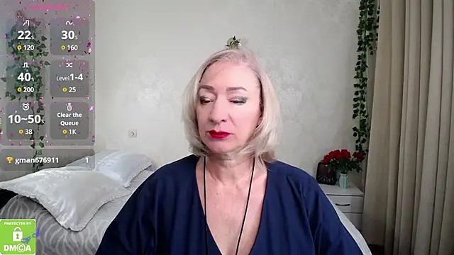 hunters woman online show from 11-03-25, 12:20