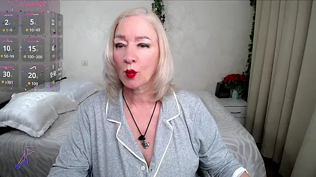 hunters woman online show from 05-26-26, 09:02