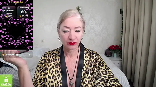 hunters woman online show from 02-17-26, 05:16