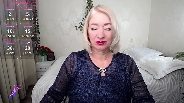 hunters woman online show from 11-21-25, 04:50