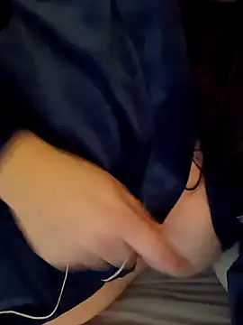 MysteriousScarletteXX online show from 10-04-25, 12:17