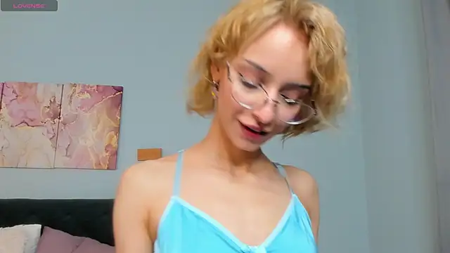 Ameli Shell online show from 01-13-26, 09:24