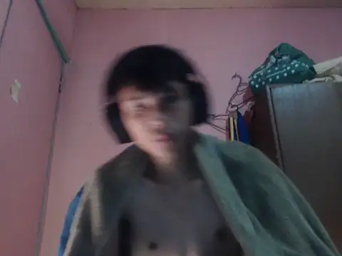 Snapshot of Kyoshi_19 chatting on 07-12-26, 10:27 Kyoshi 19 online show from 07-12-26, 10:27