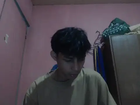 Snapshot of Kyoshi_19 chatting on 07-15-26, 07:59 Kyoshi 19 online show from 07-15-26, 07:59