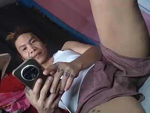 Snapshot of YourTopweng chatting on 03-05-26, 03:14 YourTopweng online show from 03-05-26, 03:14