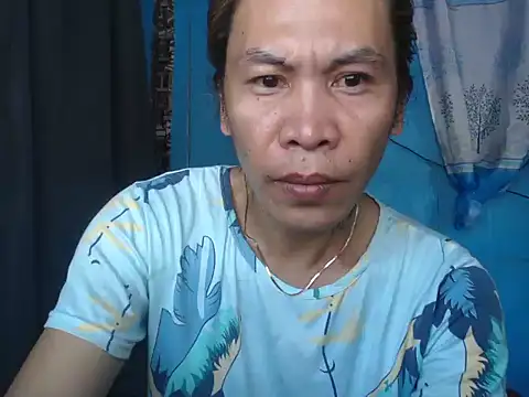 Snapshot of YourTopweng chatting on 04-15-26, 01:33 YourTopweng online show from 04-15-26, 01:33