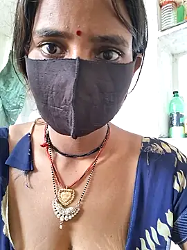 RAYI Queen 3 online show from 11-06-25, 02:59