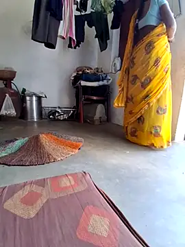 RAYI Queen 3 online show from 11-10-25, 03:55