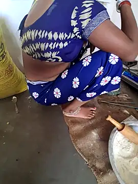 RAYI Queen 3 online show from 11-05-25, 03:53