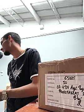 Snapshot of Exlifer chatting on 04-10-26, 04:36 Exlifer online show from 04-10-26, 04:36