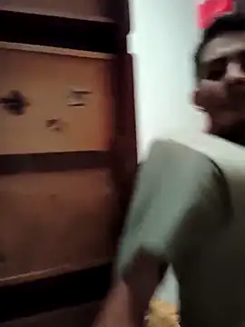 Snapshot of Exlifer chatting on 02-15-26, 04:17 Exlifer online show from 02-15-26, 04:17