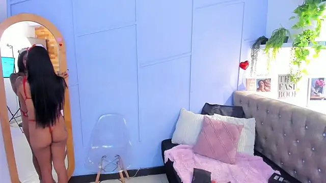 milavega  online show from 04-10-26, 03:19