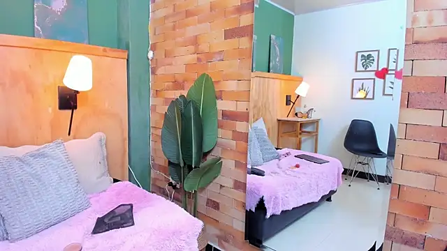 milavega  online show from 02-21-26, 12:07