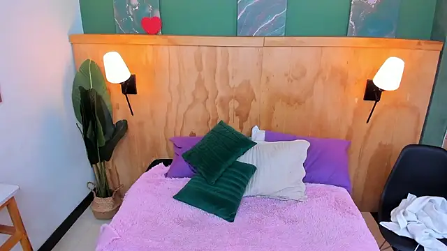 milavega  online show from 01-14-26, 12:20