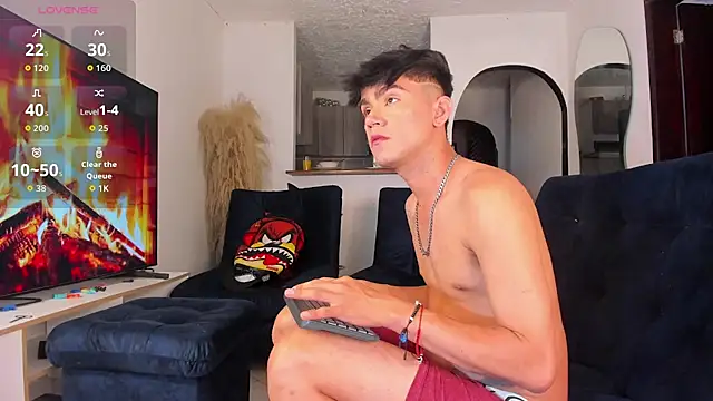 Snapshot of Steven_baby69 chatting on 11-18-25, 05:55 Steven baby69 online show from 11-18-25, 05:55