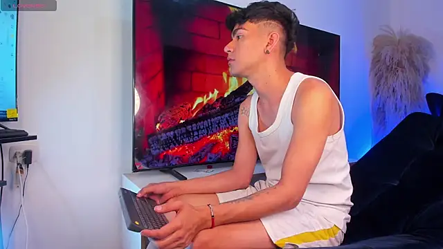 Steven baby69 online show from 10-28-25, 03:07