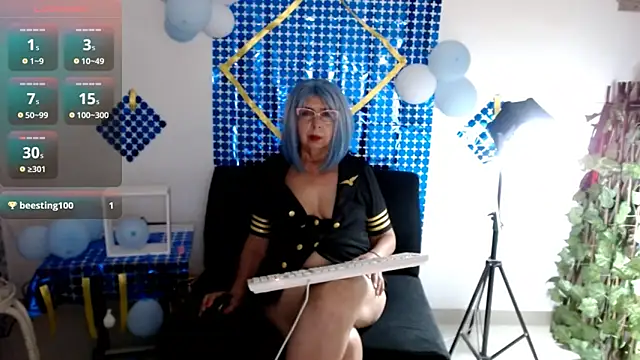 Snapshot of ruth_blue21 chatting on 10-07-25, 04:13 ruth blue21 online show from 10-07-25, 04:13