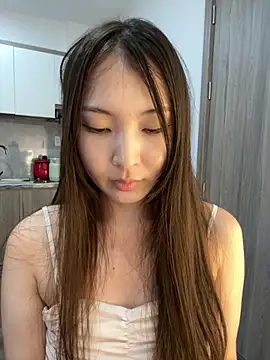 SkylerMoon online show from 10-18-25, 03:08