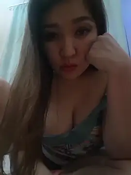 Snapshot of HellaWerlous chatting on 02-26-26, 05:57 HellaWerlous online show from 02-26-26, 05:57