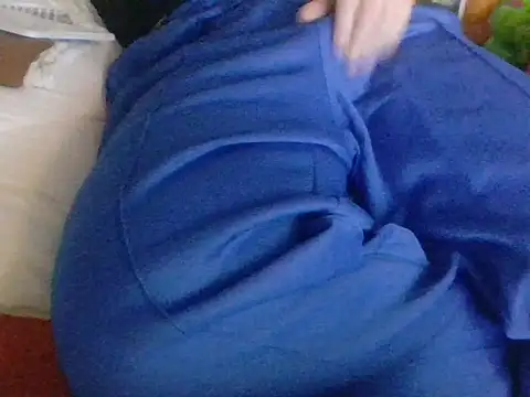 Snapshot of hnhgay chatting on 06-11-26, 07:11 hnhgay online show from 06-11-26, 07:11