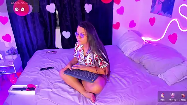 Dilan and Mia online show from 02-17-26, 07:05