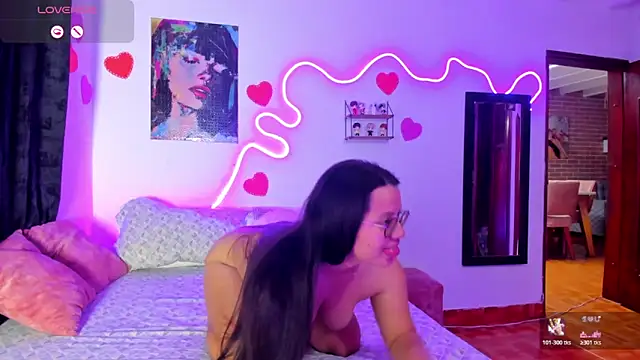 Dilan and Mia online show from 03-28-26, 09:21