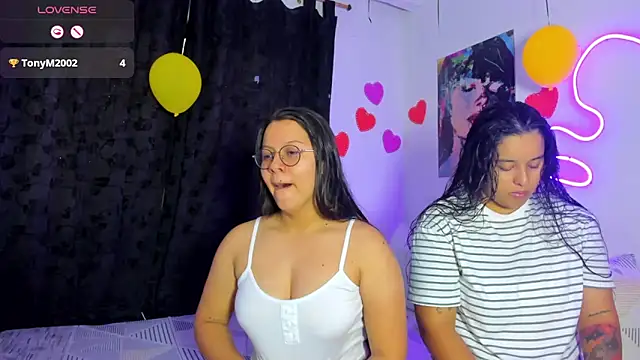 Dilan and Mia online show from 03-24-26, 09:37