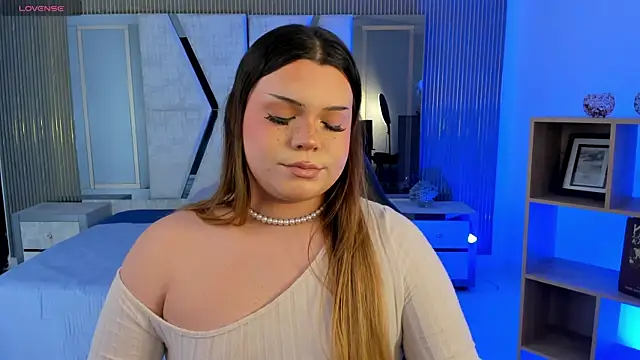 Maxxxine1 online show from 04-13-26, 11:31