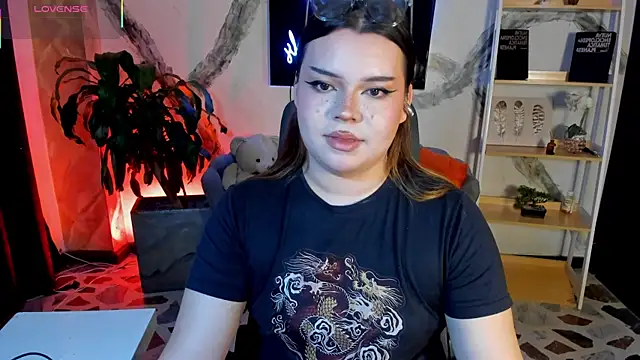 Maxxxine1 online show from 12-22-25, 01:39