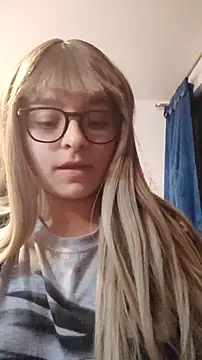 Aurora blaack online show from 11-13-25, 02:04