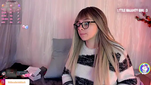 Aurora blaack online show from 11-28-25, 04:29