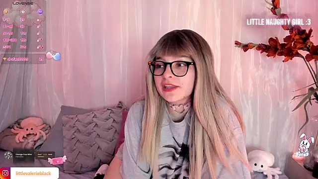 Aurora blaack online show from 11-10-25, 12:15