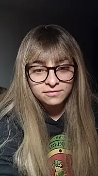 Aurora blaack online show from 12-17-25, 04:17