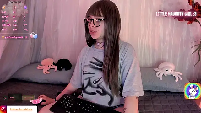 Aurora blaack online show from 11-10-25, 06:02