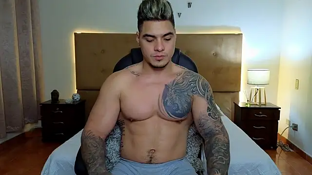 Steven Velez online show from 09-18-25, 01:41