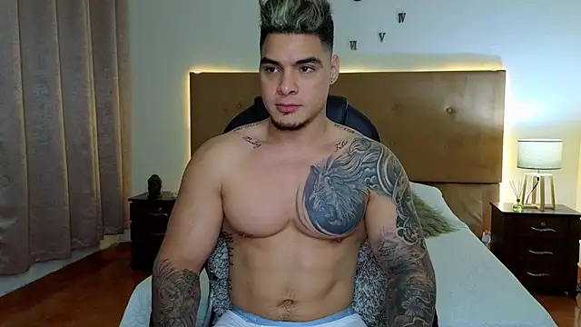 Steven Velez online show from 09-28-25, 01:01