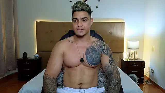 Steven Velez online show from 09-16-25, 12:11