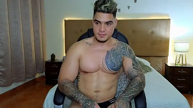 Steven Velez online show from 10-04-25, 02:35