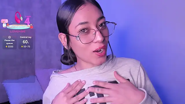 Becky G online show from 11-04-25, 03:43