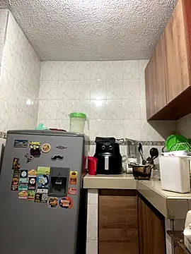 Sallem Pink online show from 09-22-25, 12:33