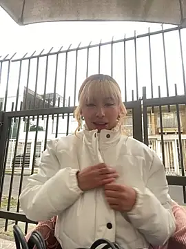 Sallem Pink online show from 01-14-26, 11:25