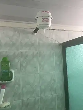 Sallem Pink online show from 10-20-25, 10:49