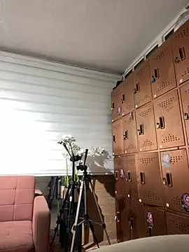 Sallem Pink online show from 03-01-26, 10:59