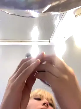 Sallem Pink online show from 10-04-25, 11:34