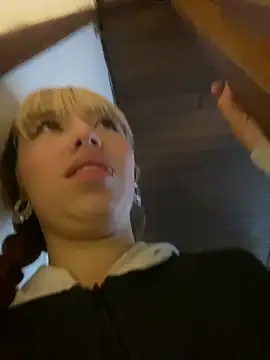 Sallem Pink online show from 01-18-26, 11:13