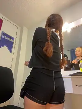 Sallem Pink online show from 10-02-25, 11:52