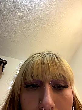 Sallem Pink online show from 10-18-25, 11:40